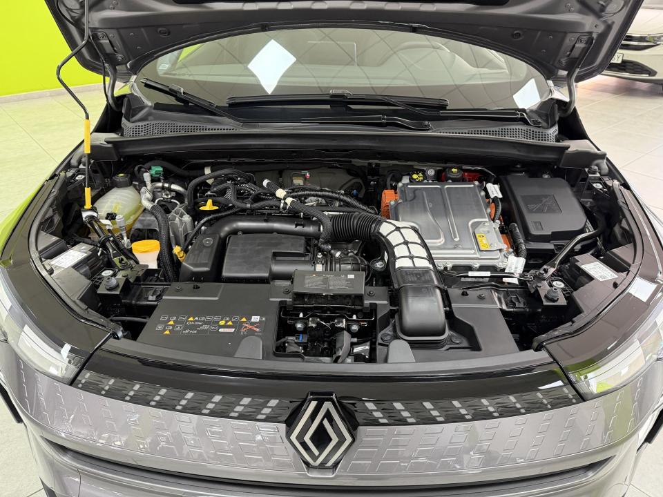 Renault Captur Techno 1.8 E-Tech 160CV Auto HEV