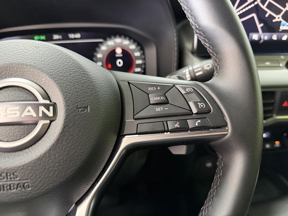 Nissan JUKE N-Connecta 1.0 DIG-T 114CV DCT