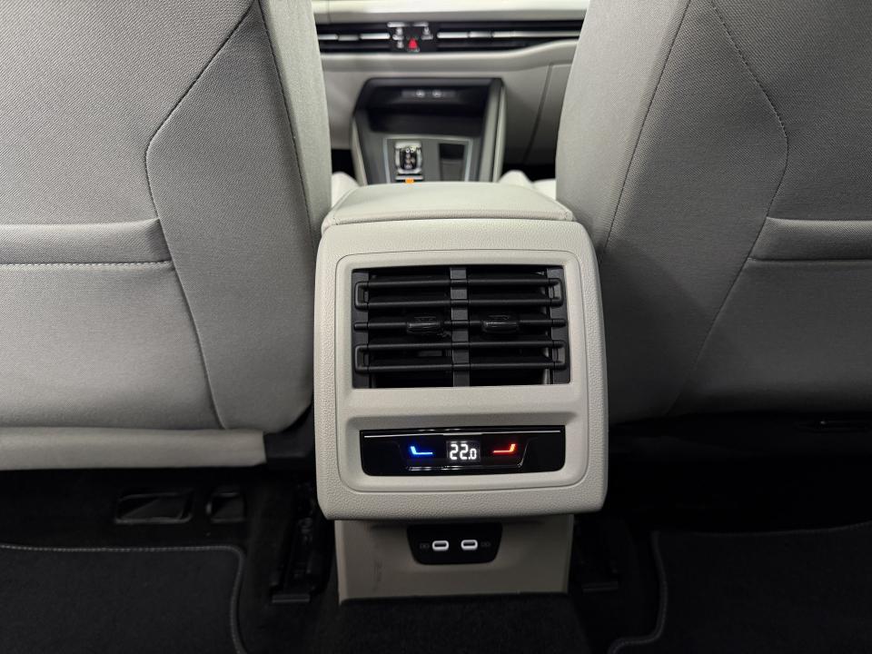 Volkswagen Golf Life 1.0 eTSI 110CV DSG MHEV
