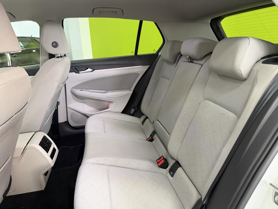 Volkswagen Golf Life 1.0 eTSI 110CV DSG MHEV