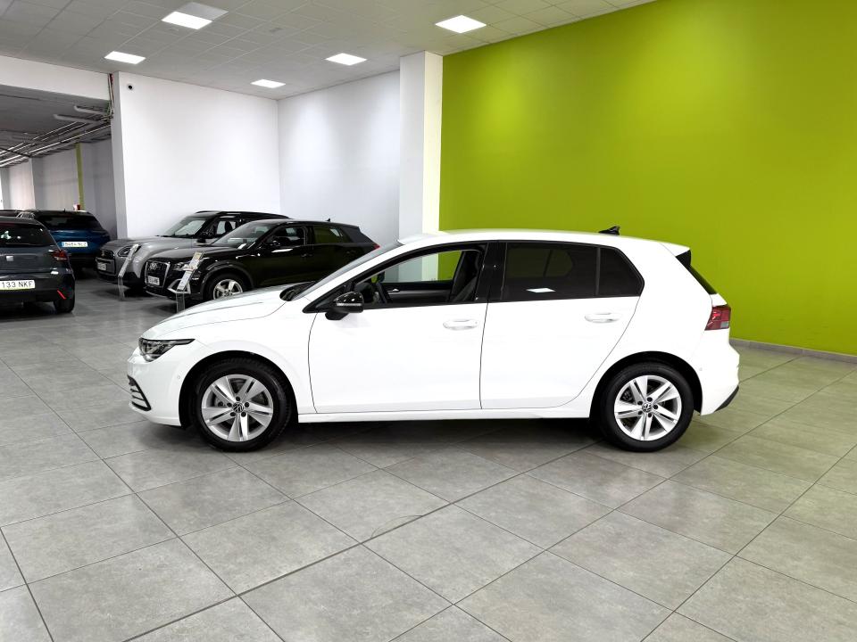 Volkswagen Golf Life 1.0 eTSI 110CV DSG MHEV