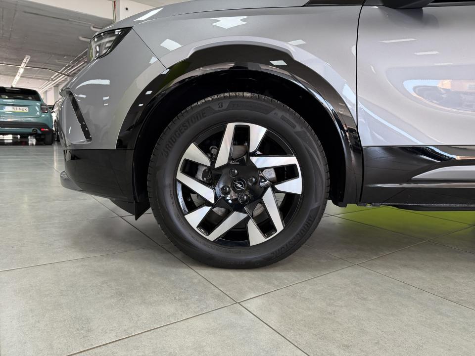 Opel Mokka GS Hybrid 1.2 T XHT 145CV eDCT6 MHEV