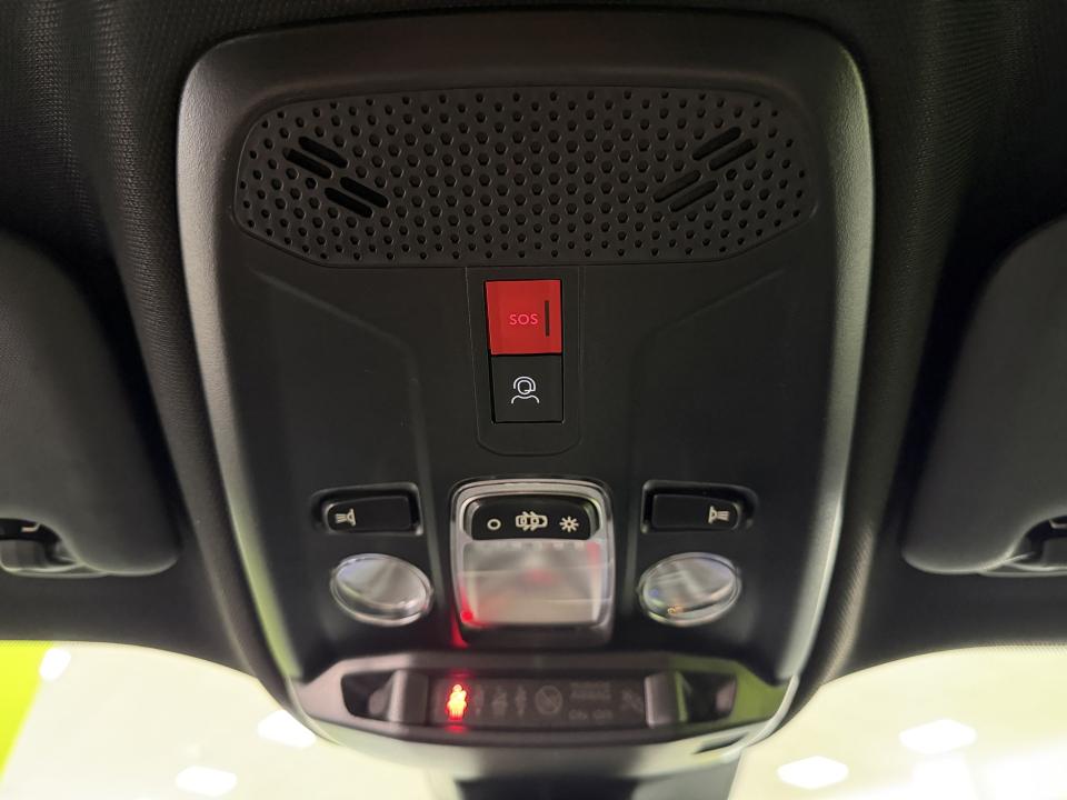 Peugeot 2008 Allure Hybrid 1.2 145CV eDCS6 MHEV