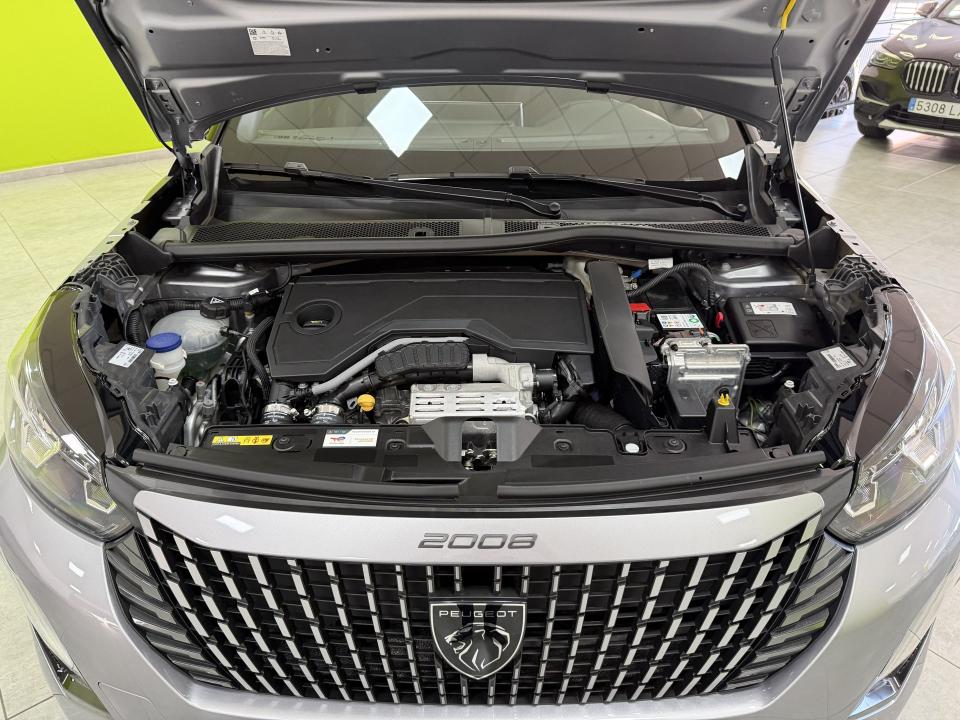 Peugeot 2008 Allure Hybrid 1.2 145CV eDCS6 MHEV