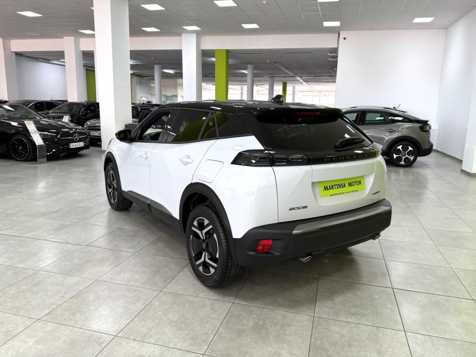 Peugeot 2008 Allure Hybrid 1.2 145CV eDCS6 MHEV