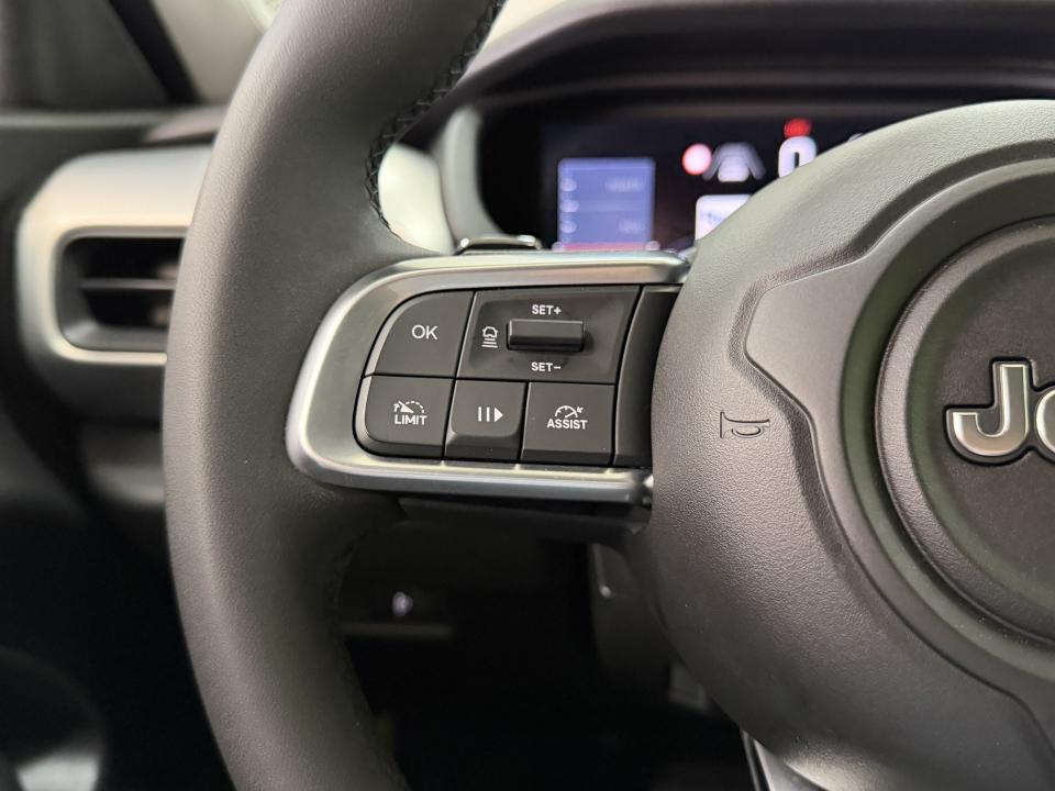Jeep Avenger Altitude eHybrid 1.2 100CV eDCS6 MHEV