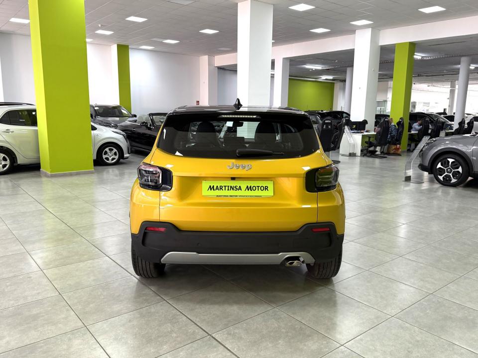 Jeep Avenger Altitude eHybrid 1.2 100CV eDCS6 MHEV