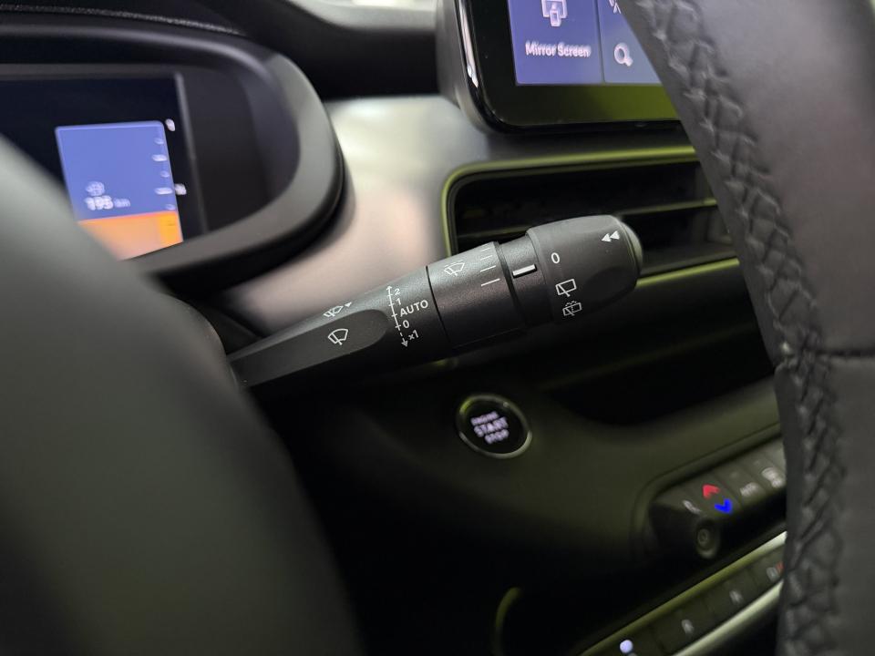 Jeep Avenger Altitude eHybrid 1.2 100CV eDCS6 MHEV