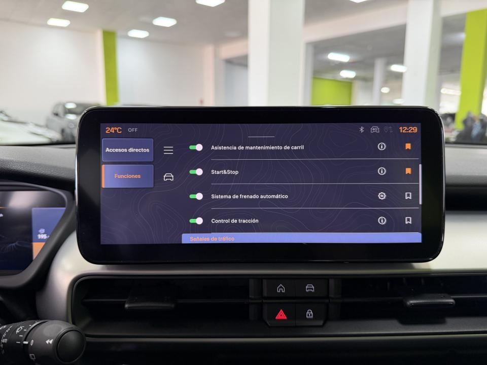 Jeep Avenger Altitude eHybrid 1.2 100CV eDCS6 MHEV