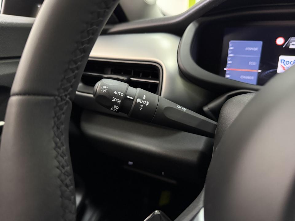 Jeep Avenger Altitude eHybrid 1.2 100CV eDCS6 MHEV