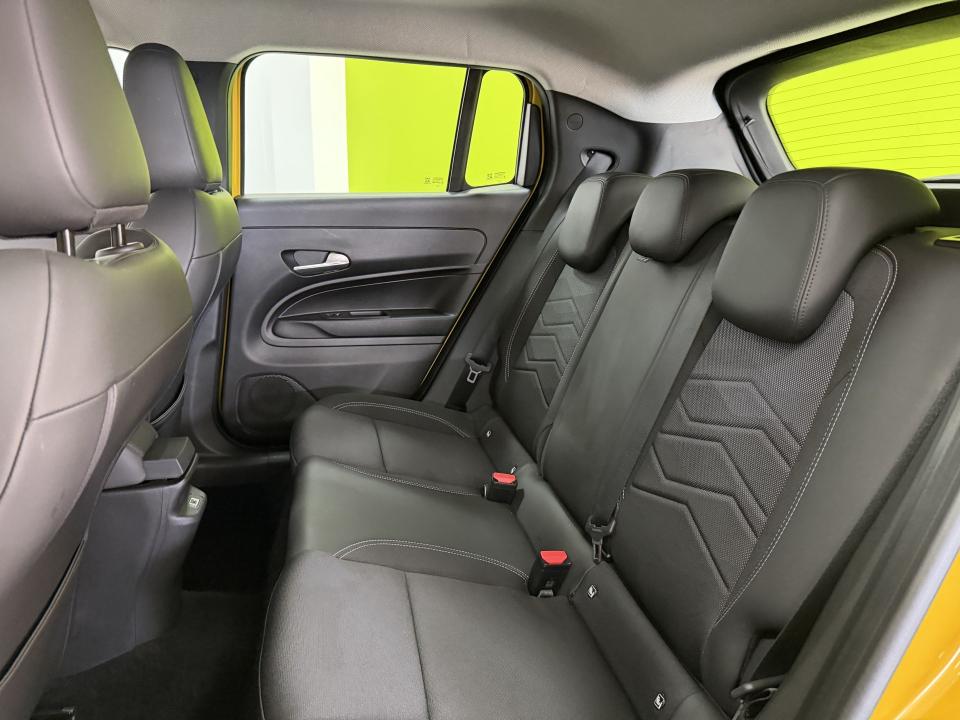 Jeep Avenger Altitude eHybrid 1.2 100CV eDCS6 MHEV