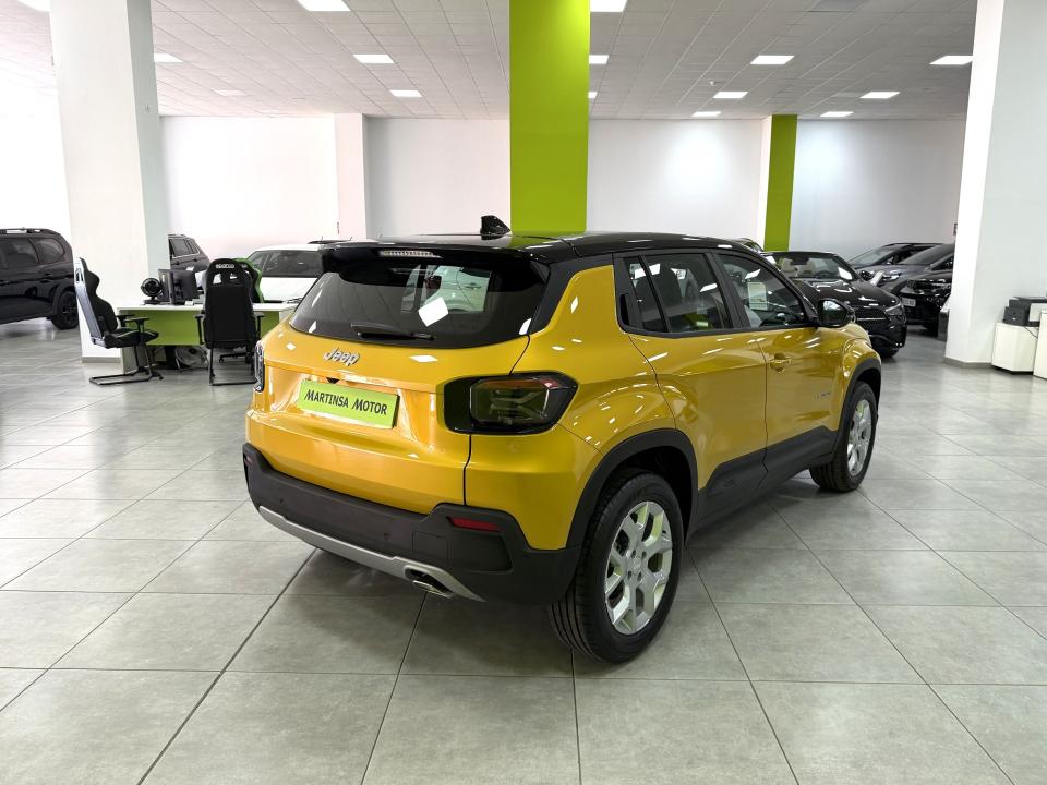 Jeep Avenger Altitude eHybrid 1.2 100CV eDCS6 MHEV