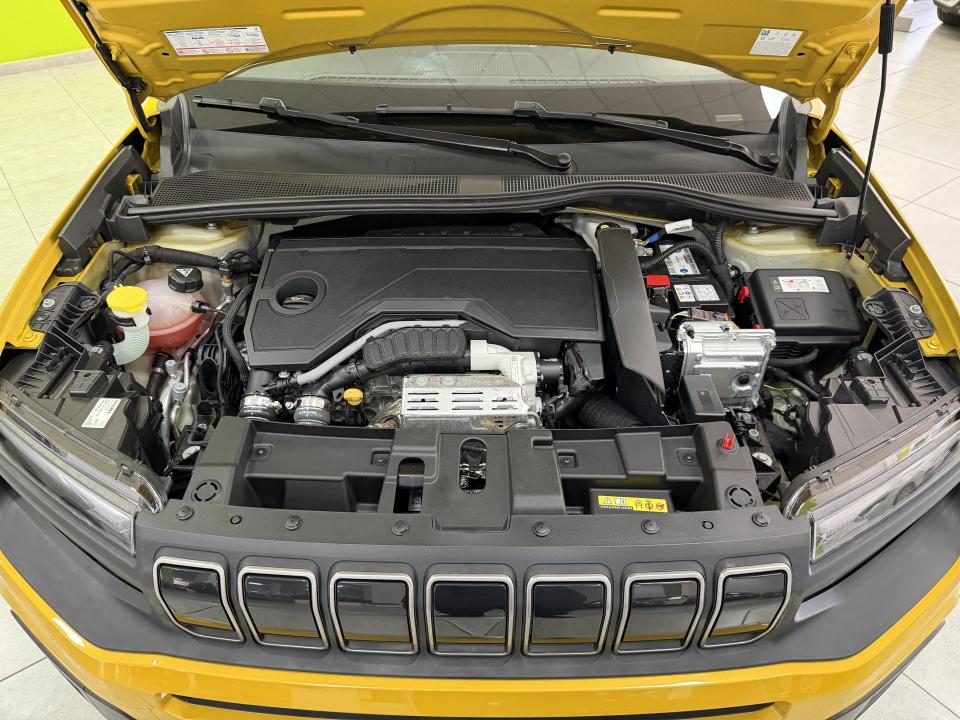 Jeep Avenger Altitude eHybrid 1.2 100CV eDCS6 MHEV