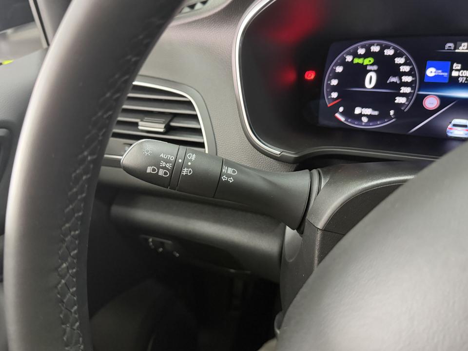 Renault Megane Techno 1.3 TCE 140CV EDC