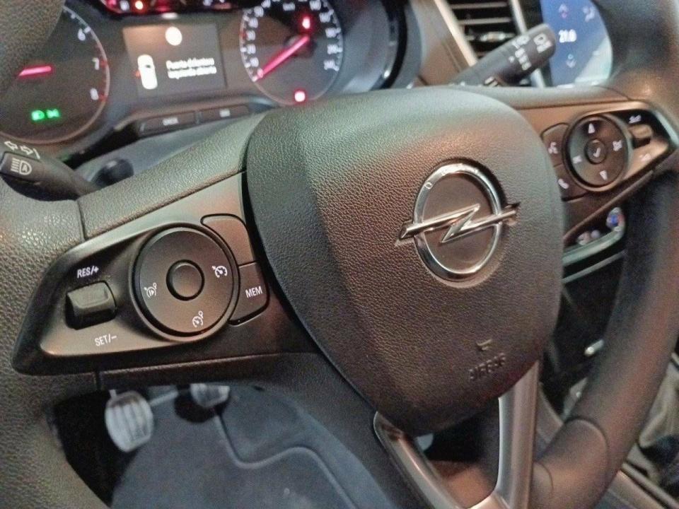 Opel Grandland X 1.2 Turbo Selective