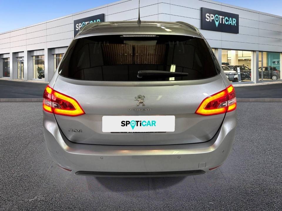 Peugeot 308 SW Style 1.2 PureTech 96KW (130CV)