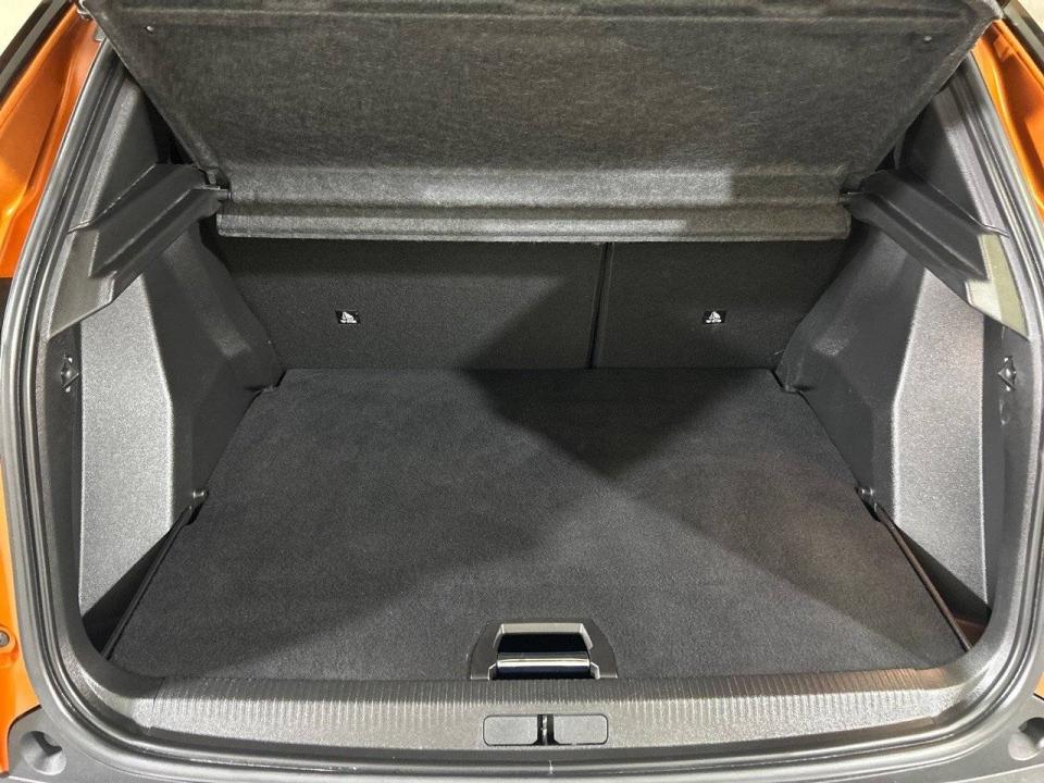 Peugeot 2008 Allure Pack Puretech 100 S&S 6 Vel. MAN