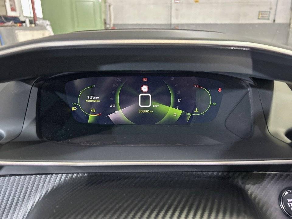 Peugeot 2008 Allure Pack Puretech 100 S&S 6 Vel. MAN