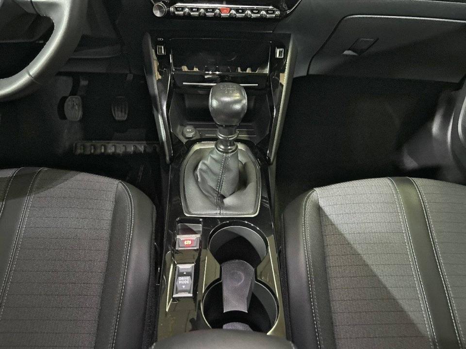 Peugeot 2008 Allure Pack Puretech 100 S&S 6 Vel. MAN