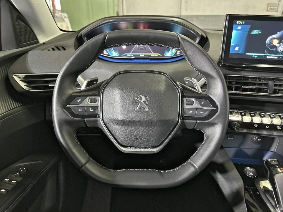 Peugeot 3008 Hybrid 225 e-EAT8 Allure