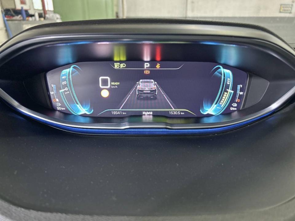 Peugeot 3008 Hybrid 225 e-EAT8 Allure