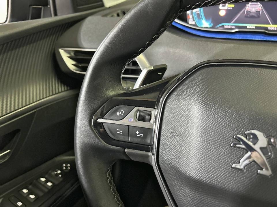 Peugeot 3008 Hybrid 225 e-EAT8 Allure