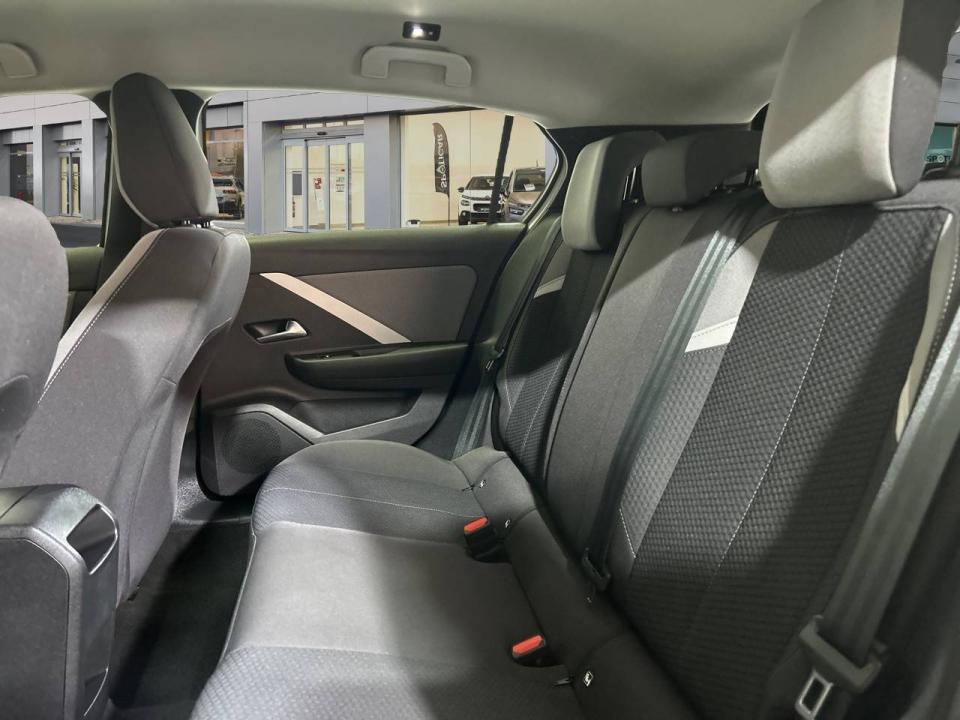 Opel Astra 1.2T XHT 96kW (130CV) Edition