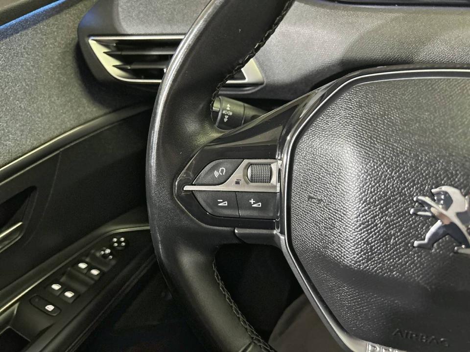 Peugeot 3008 1.5 BlueHDi 96kW (130CV) S&S Allure