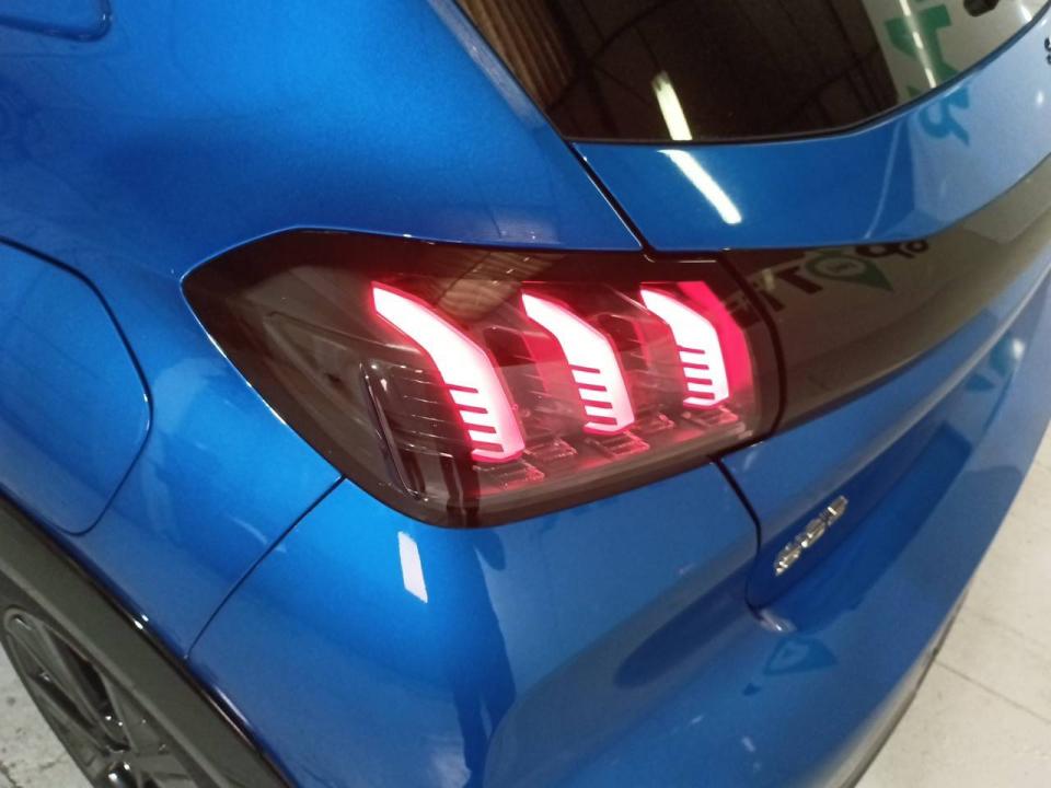 Peugeot 208 PureTech 96kW (130CV) EAT8 GT Pack