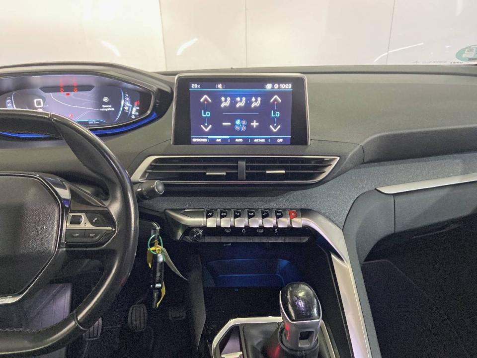 Peugeot 3008 1.2 PURETECH 96KW (130CV) ALLURE S&S