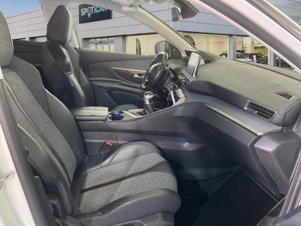 Peugeot 3008 1.2 PURETECH 96KW (130CV) ALLURE S&S