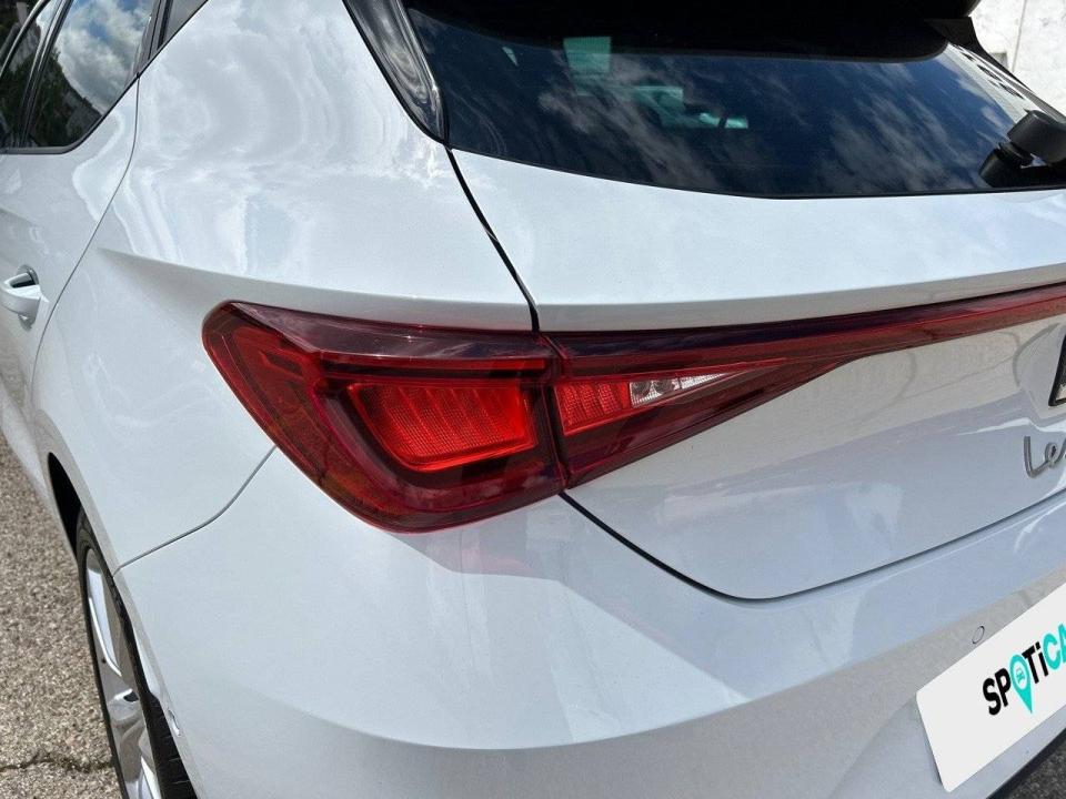 SEAT Nuevo León 1.0 eTSI 81kW DSG-7 S&S FR