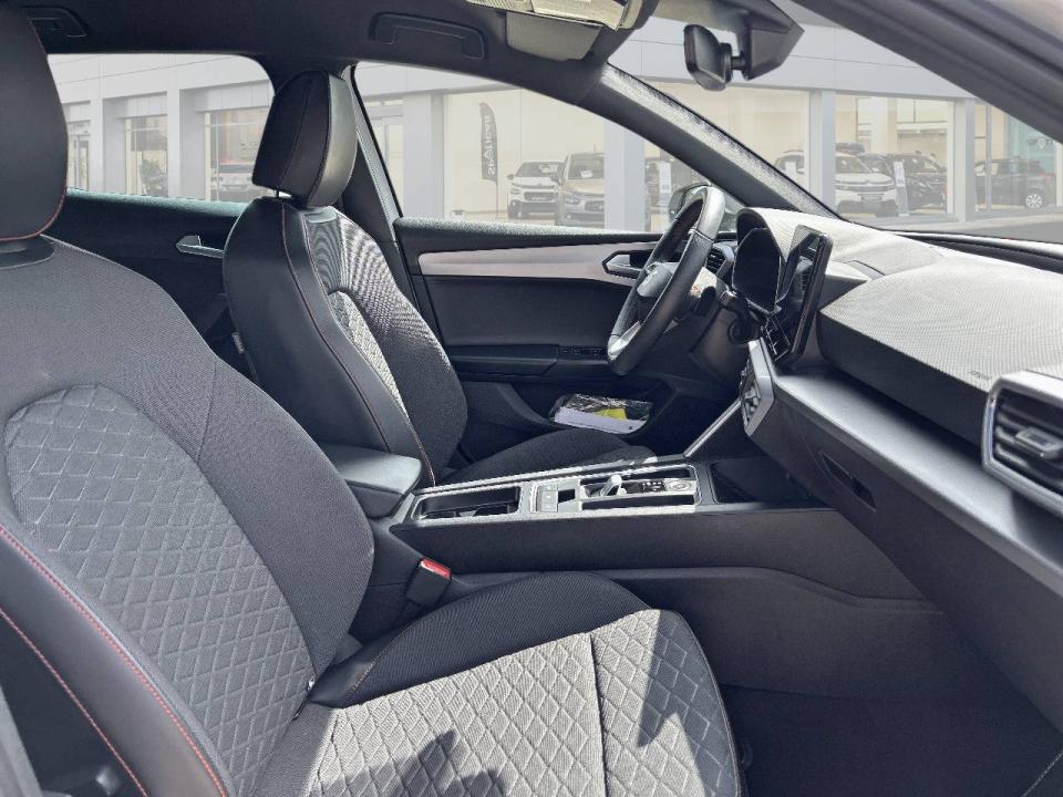 SEAT Nuevo León 1.0 eTSI 81kW DSG-7 S&S FR