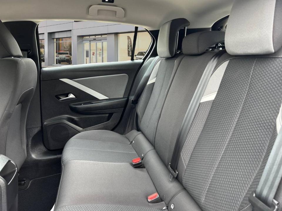 Opel Astra 1.2T XHT 96kW (130CV) Edition