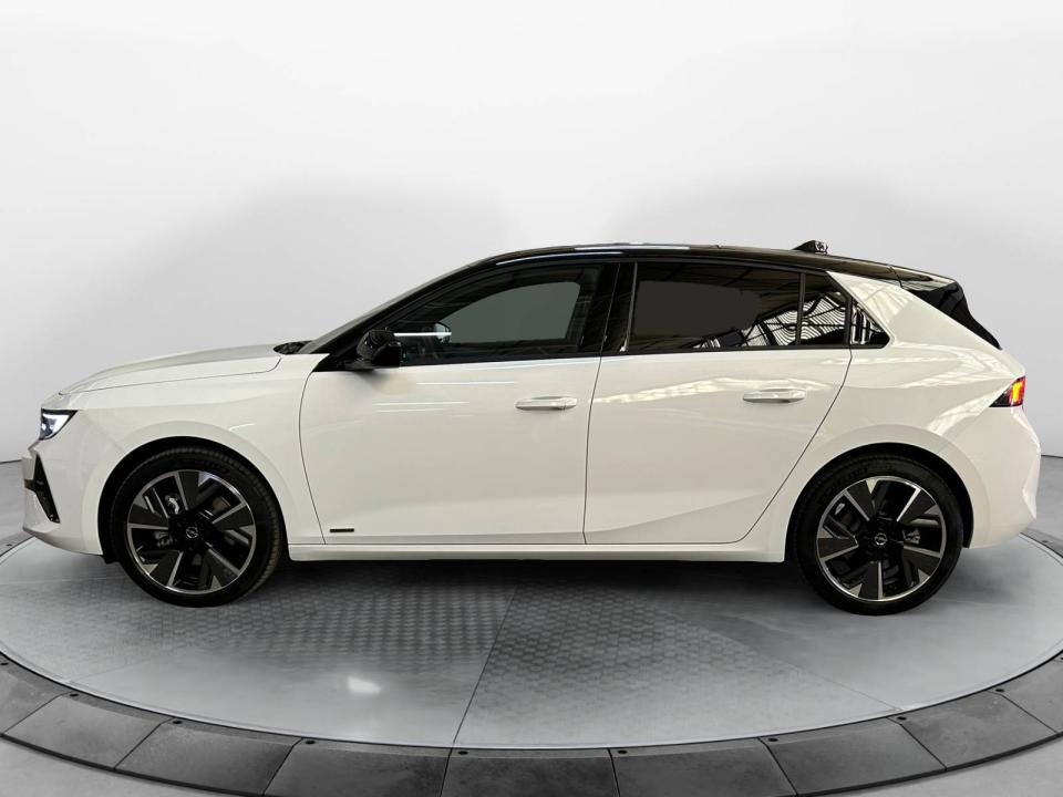 Opel Astra Electric 54kWh GS Auto