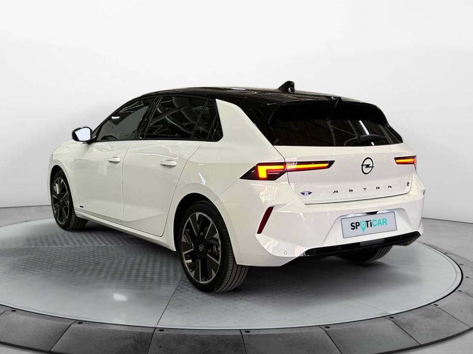 Opel Astra Electric 54kWh GS Auto