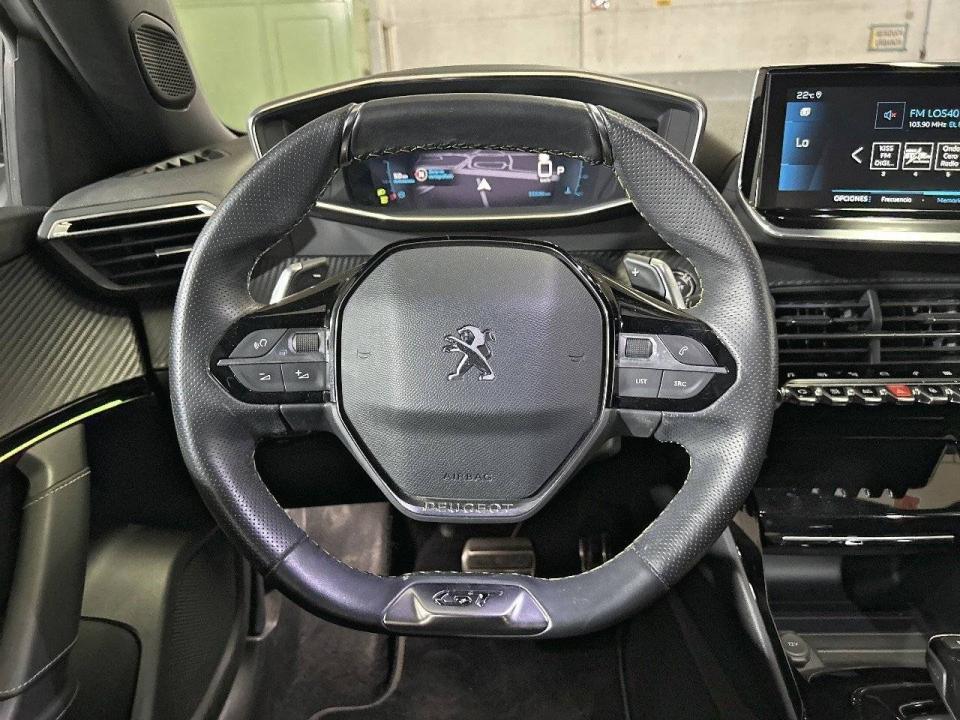 Peugeot 2008 GT Puretech 130 S&S EAT8