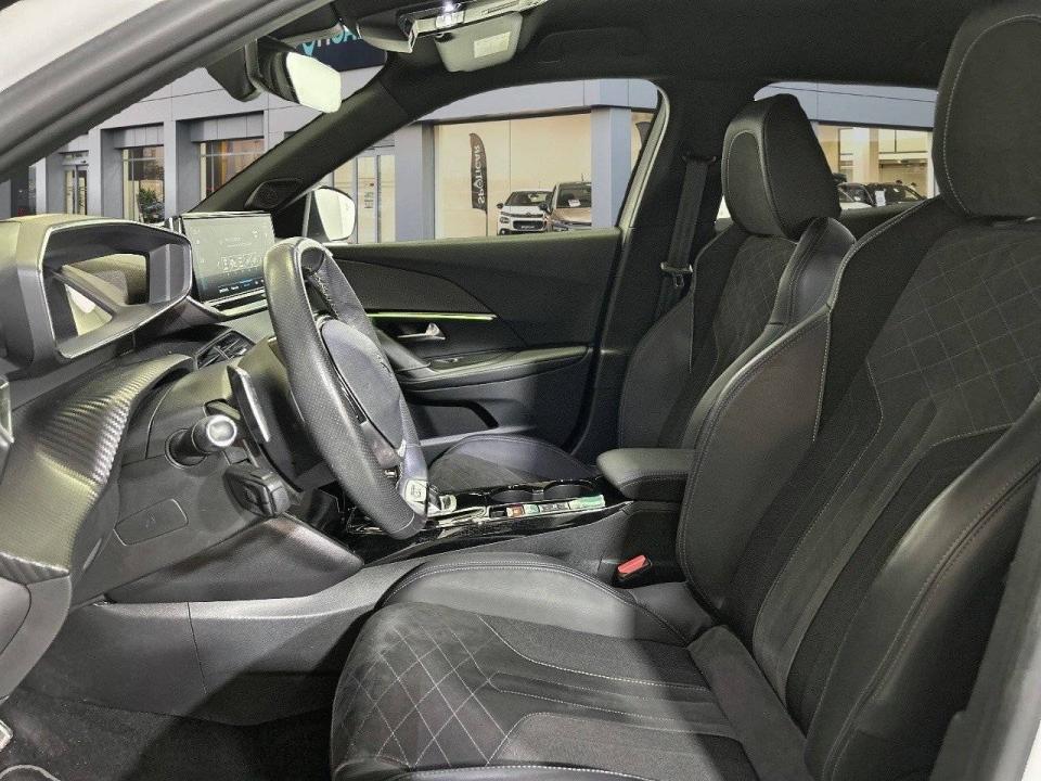 Peugeot 2008 GT Puretech 130 S&S EAT8