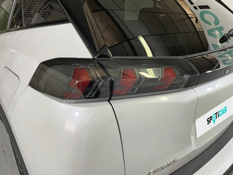 Peugeot 2008 GT Puretech 130 S&S EAT8