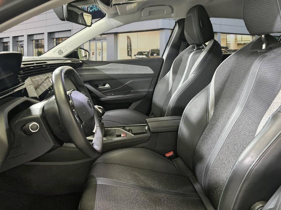 Peugeot 308 5P Allure PureTech 130 S&S MAN