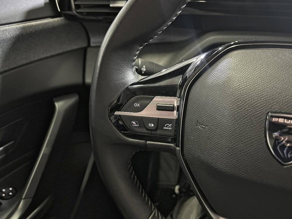 Peugeot 308 5P Allure PureTech 130 S&S MAN