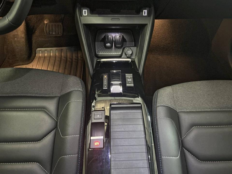 Citroen ë-C4 ë-C4 eléctrico 100kW Shine