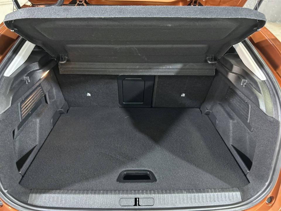 Citroen C4 PureTech 130 S&S EAT8 Shine