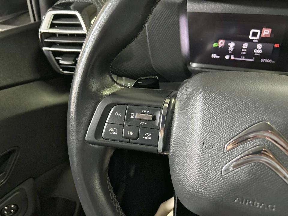 Citroen C4 PureTech 130 S&S EAT8 Shine