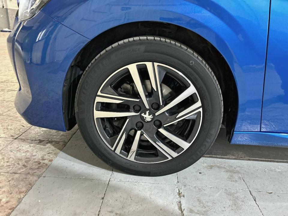 Peugeot 208 Allure Puretech 100