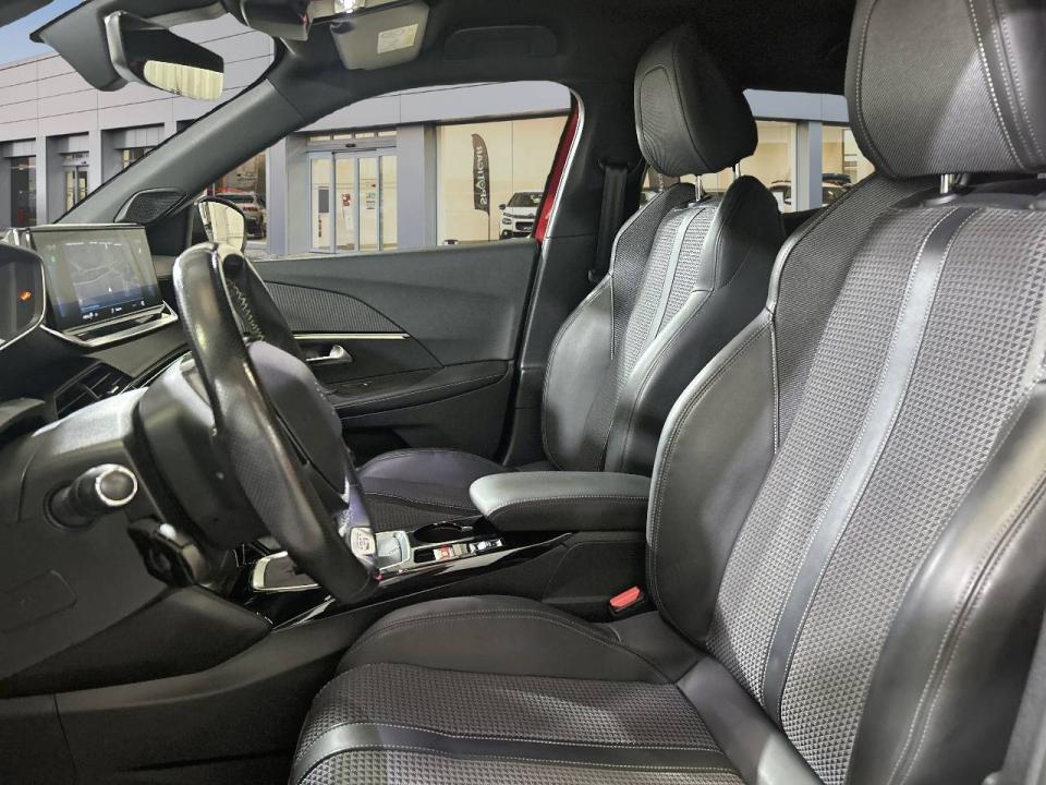 Peugeot 2008 GT Line Puretech 130 S&S BVM6