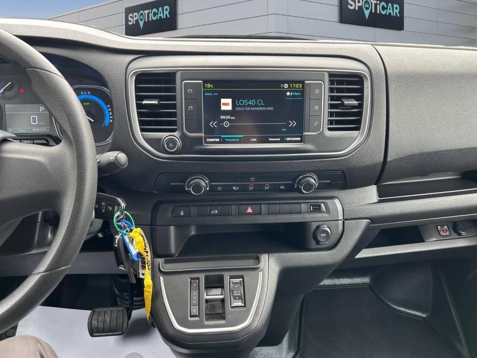 Peugeot e-Expert e-Expert Furgón 100kW Batería 50kWh Std