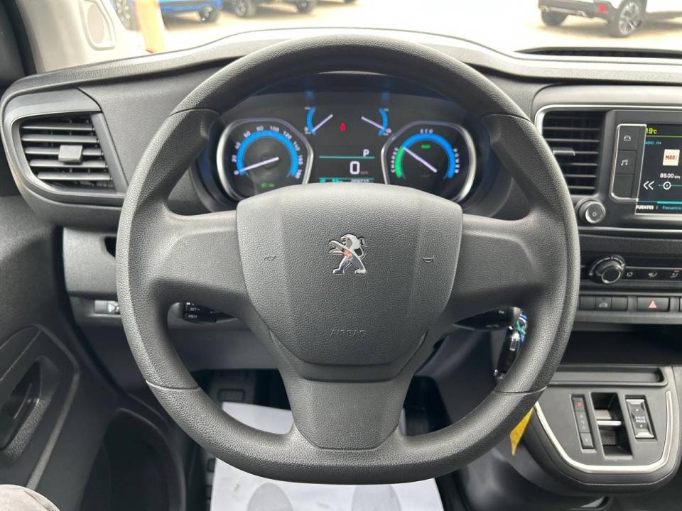 Peugeot e-Expert e-Expert Furgón 100kW Batería 50kWh Std