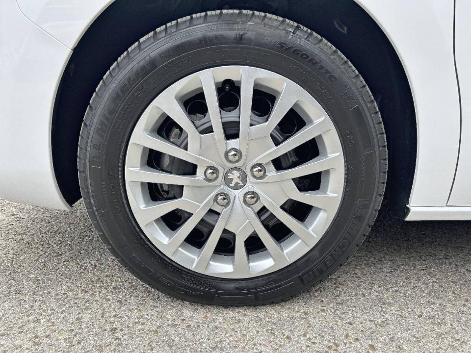 Peugeot e-Expert e-Expert Furgón 100kW Batería 50kWh Std