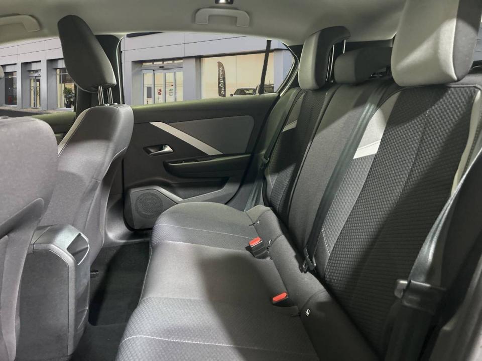 Opel Astra 1.2T XHT 96kW (130CV) Edition